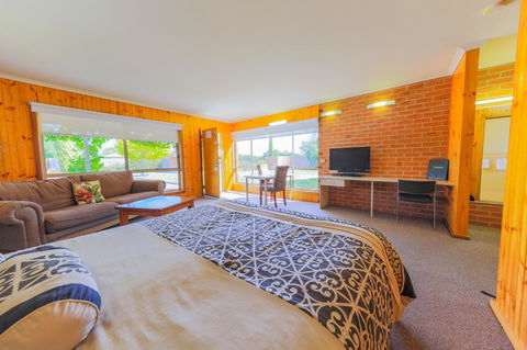 Country Roads Motor Inn Naracoorte - Australian Directory 0