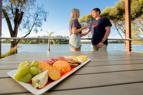 BIG4 Renmark Riverfront Holiday Park - Australian Directory 6