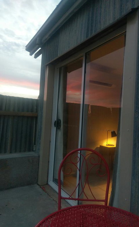 Desert Gum Retreat Gough St - Australian Directory 21