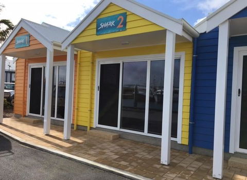 The Shark Apartments 2 - Australian Directory 3