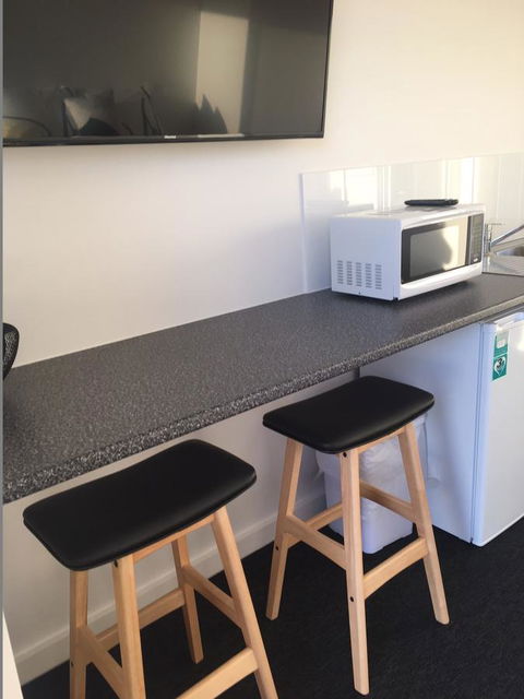 The Shark Apartments 2 - Australian Directory 13
