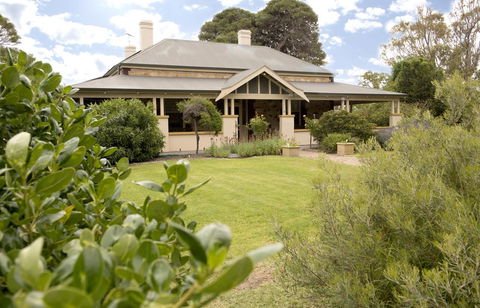 Yankalilla Bay Homestead - Australian Directory 11