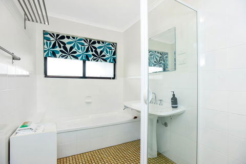 Red Door - Australian Directory 7