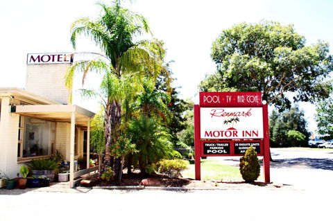 Renmark Motor Inn - Australian Directory 8