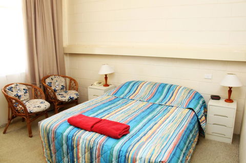 Renmark Motor Inn - Australian Directory 14