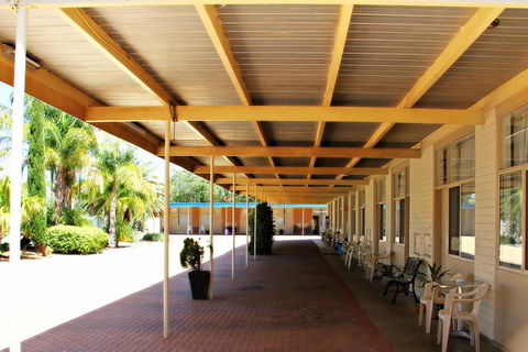 Renmark Motor Inn - Australian Directory 5
