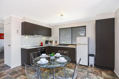 Kaseys Hide Away - Australian Directory 1