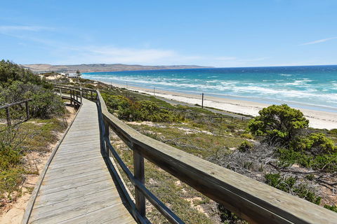 Kaseys Hide Away - Australian Directory 16