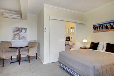 Navigators Motel & Diner - Australian Directory 3