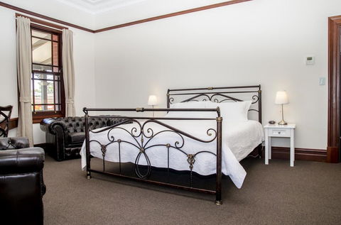 Streaky Bay Hotel Motel - Australian Directory 12