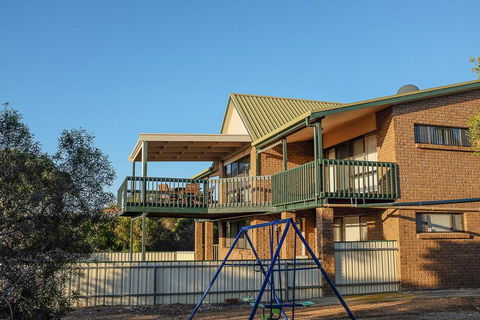 Seacroft - Australian Directory 26
