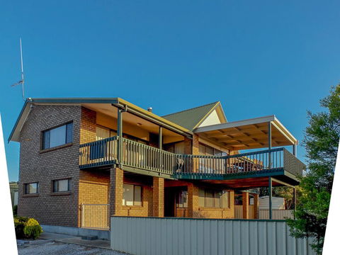 Seacroft - Australian Directory 27