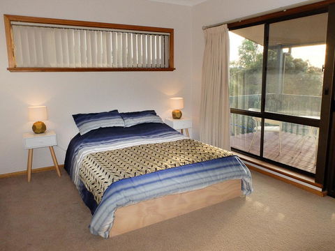 Seacroft - Australian Directory 9