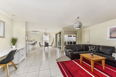 City Fringe Apartment - Australian Directory 0