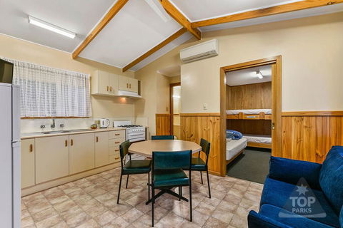 Millicent Hillview Caravan Park - Australian Directory 12