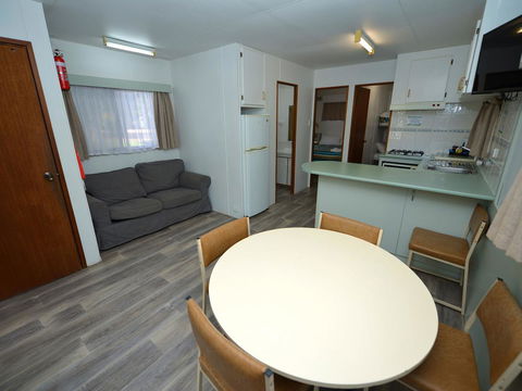 Riverbend Caravan Park Renmark - Australian Directory 26