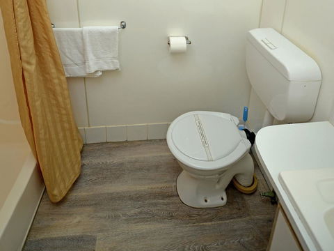 Riverbend Caravan Park Renmark - Australian Directory 31