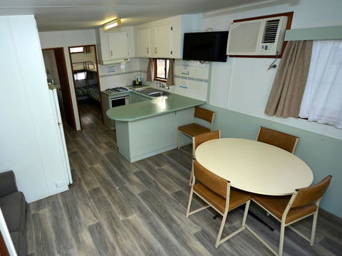 Riverbend Caravan Park Renmark - Australian Directory 25