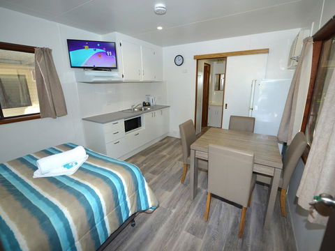 Riverbend Caravan Park Renmark - Australian Directory 44