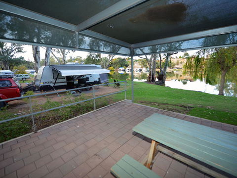 Riverbend Caravan Park Renmark - Australian Directory 42