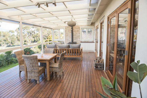 Port Lincoln Seaside Home - Australian Directory 9