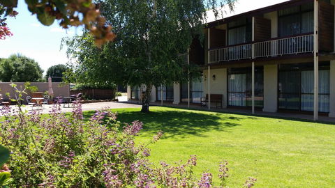 Coonawarra Motor Lodge - Australian Directory 20