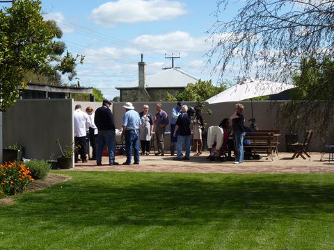 Coonawarra Motor Lodge - Australian Directory 1