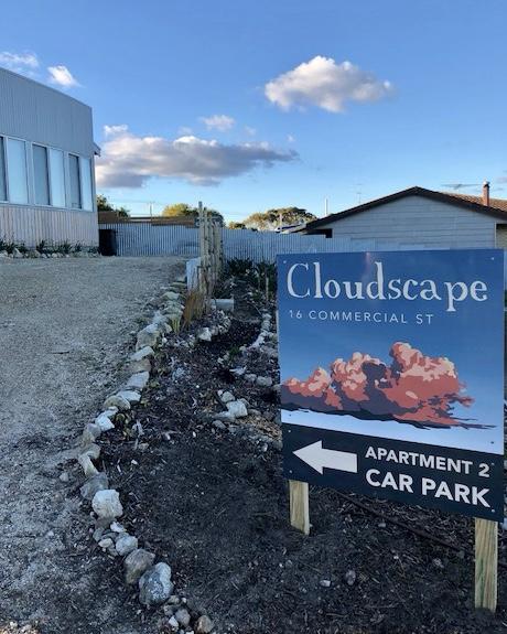 Cloudscape Apartment No 2 - Australian Directory 9