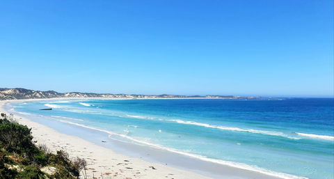 Rocks Retreat House With Sea Views - Australian Directory 7