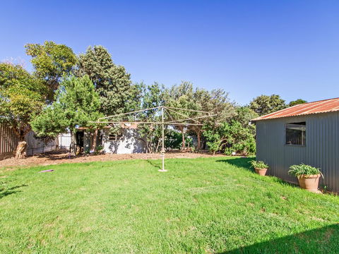 Boat House - Australian Directory 11