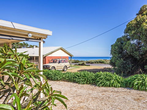 Boat House - Australian Directory 12