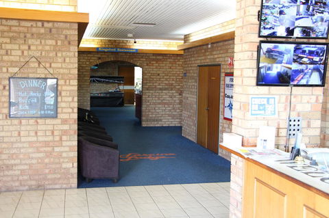Carnarvon Motel WA - Australian Directory 17