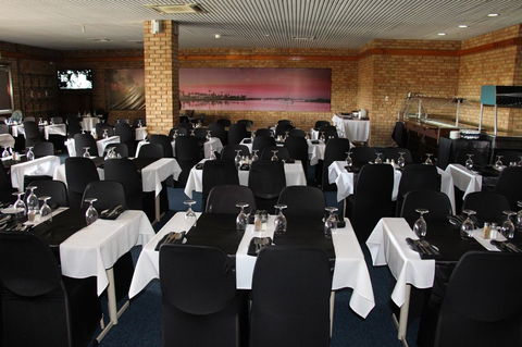 Carnarvon Motel WA - Australian Directory 16
