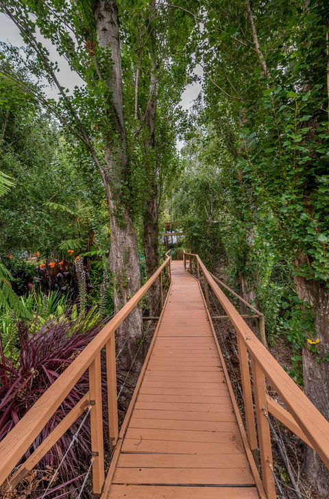 Chimes Spa Retreat - Australian Directory 25