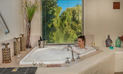 Chimes Spa Retreat - Australian Directory 15