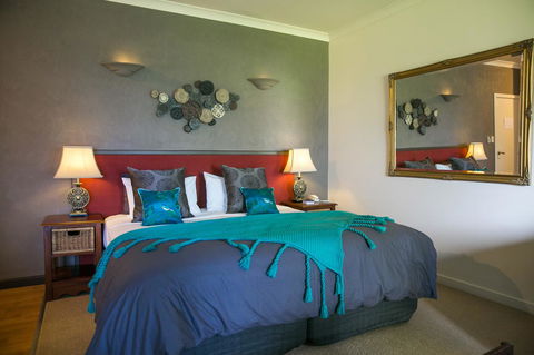 Chimes Spa Retreat - Australian Directory 44