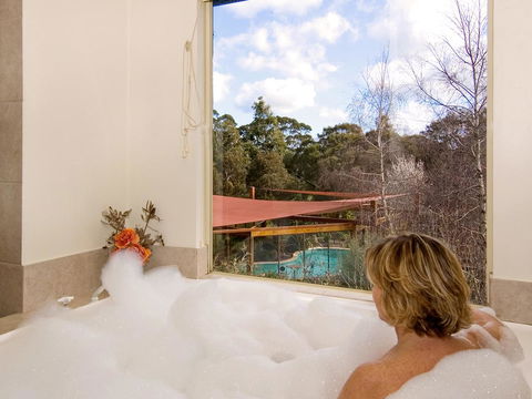 Chimes Spa Retreat - Australian Directory 41