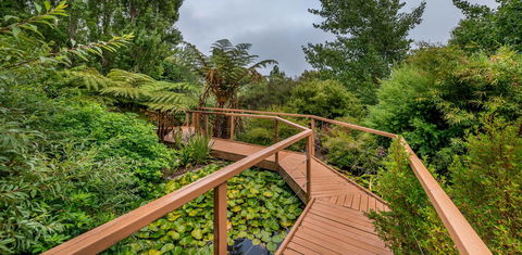 Chimes Spa Retreat - Australian Directory 23