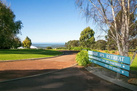 Chimes Spa Retreat - Australian Directory 29