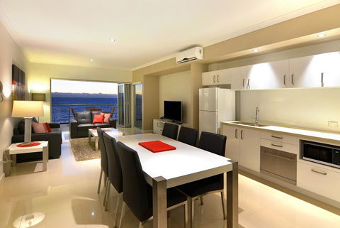 Bunbury Seaview Apartments - Australian Directory 25