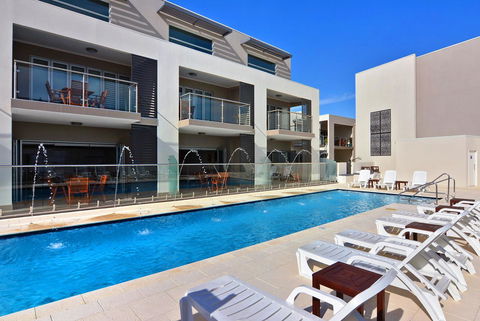 Bunbury Seaview Apartments - Australian Directory 21