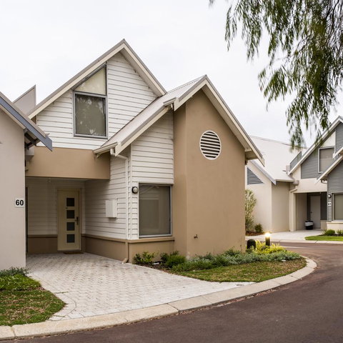Cape View Beach Resort - Australian Directory 32