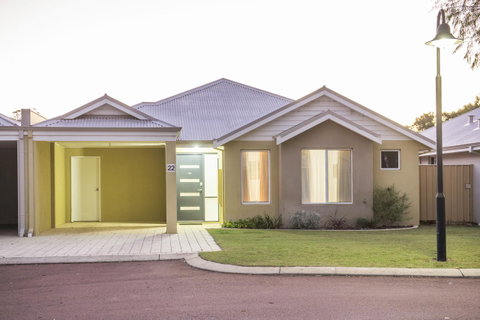 Cape View Beach Resort - Australian Directory 25