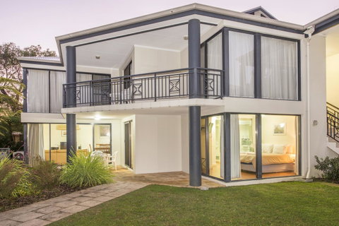 Cape View Beach Resort - Australian Directory 29