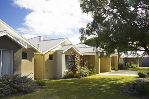 Cape View Beach Resort - Australian Directory 37