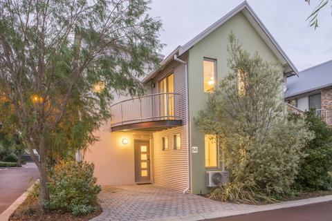 Cape View Beach Resort - Australian Directory 22