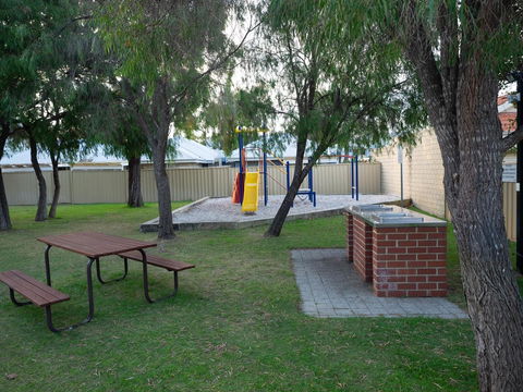 FortyOne - Oceanside Retreat Busselton - Australian Directory 41