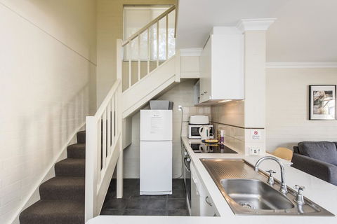 Subiaco Village 30 - Australian Directory 21