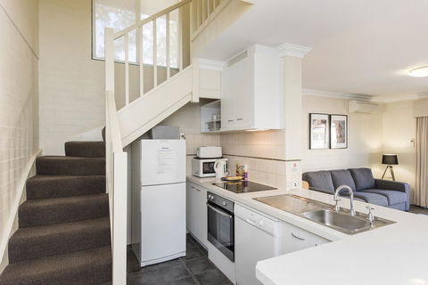 Subiaco Village 30 - Australian Directory 9