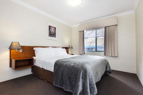 Subiaco Village 20 - Australian Directory 11